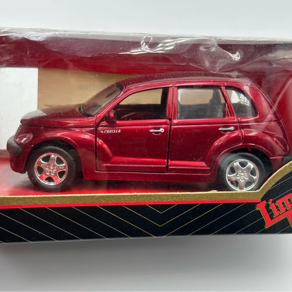 limited edition Chrysler PT Cruiser‎ Die Cast 1/18 Model